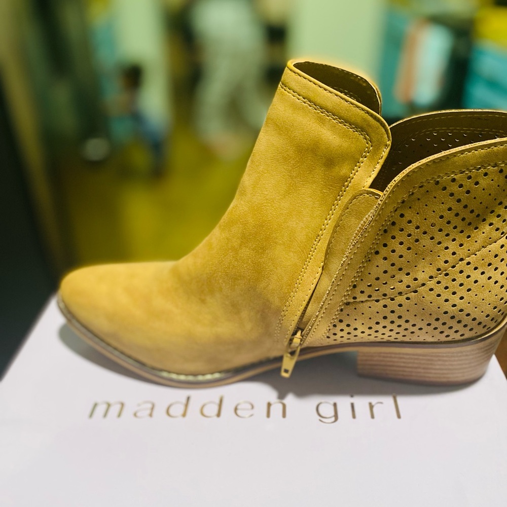 Brand new Madden Girl booties